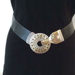 💛🌞Chico’s Gold Silver Medallion Black Belt🌞💛